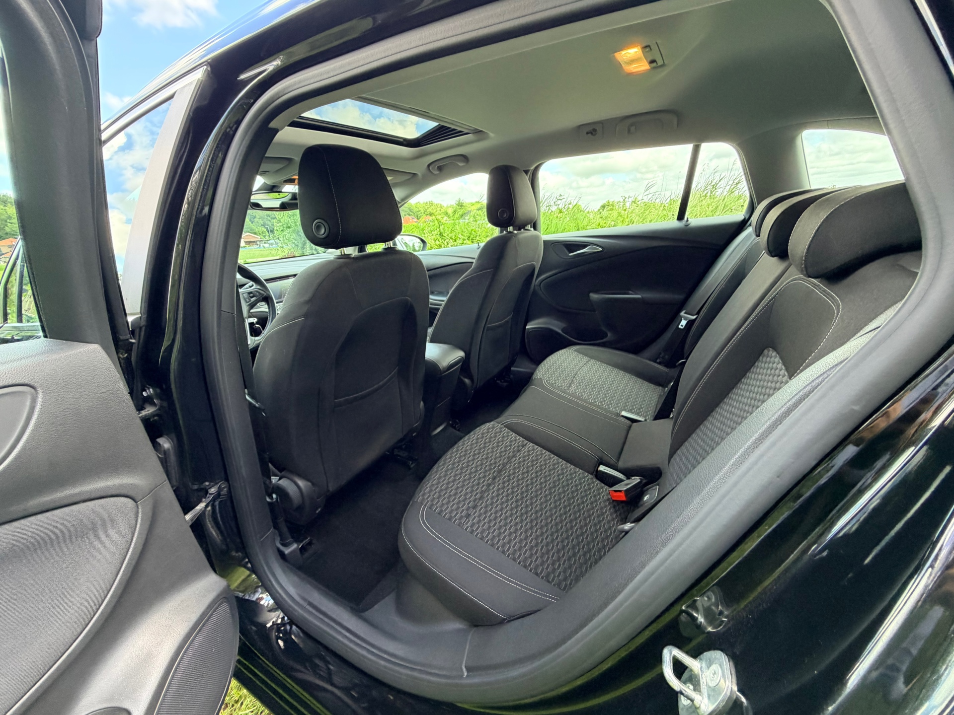 Foto van Opel Astra Sports Tourer