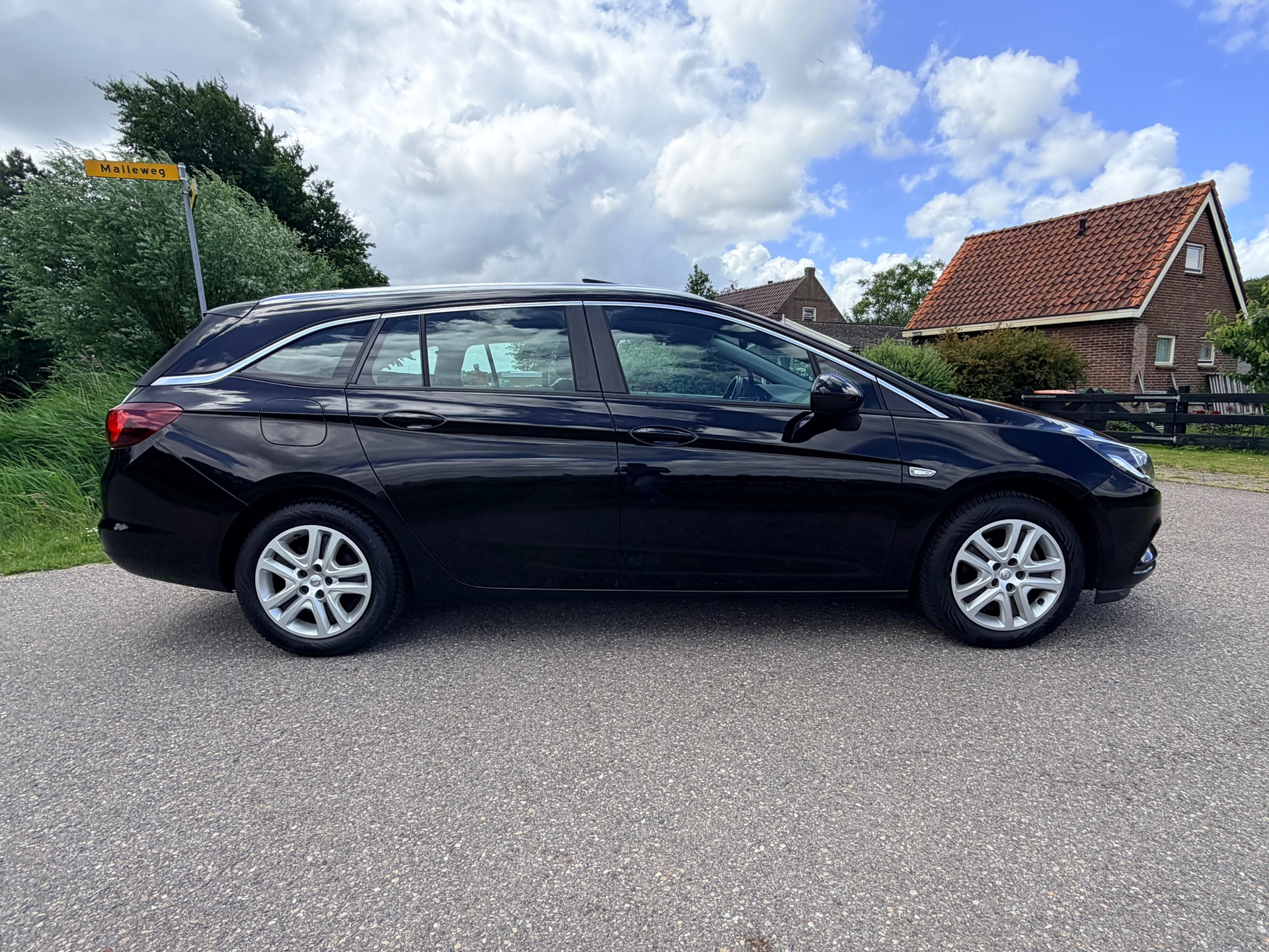 Foto van Opel Astra Sports Tourer