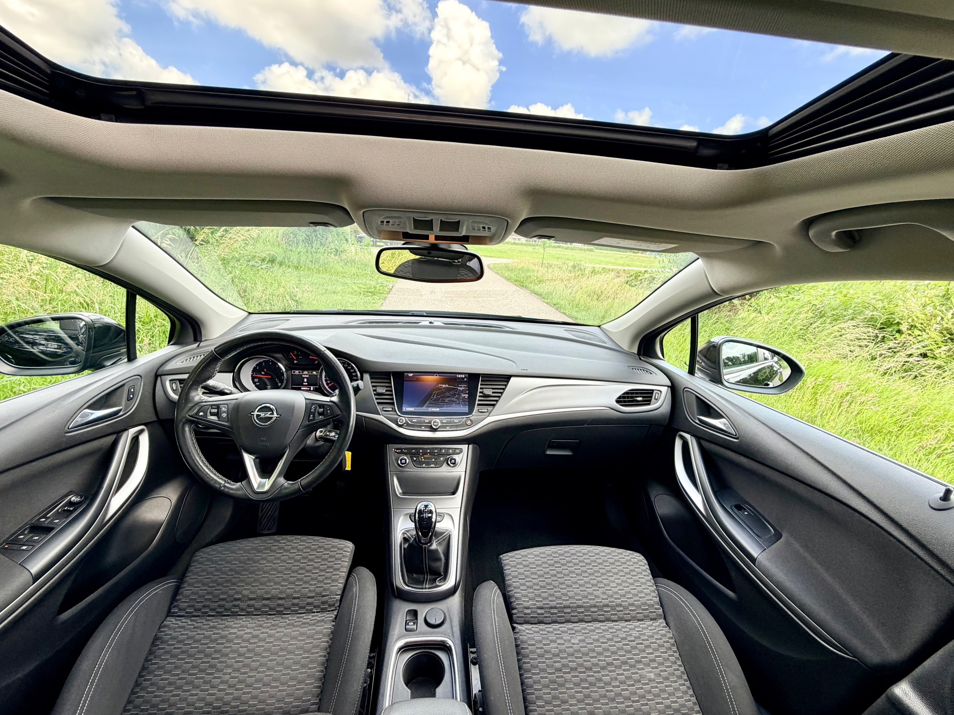 Foto van Opel Astra Sports Tourer