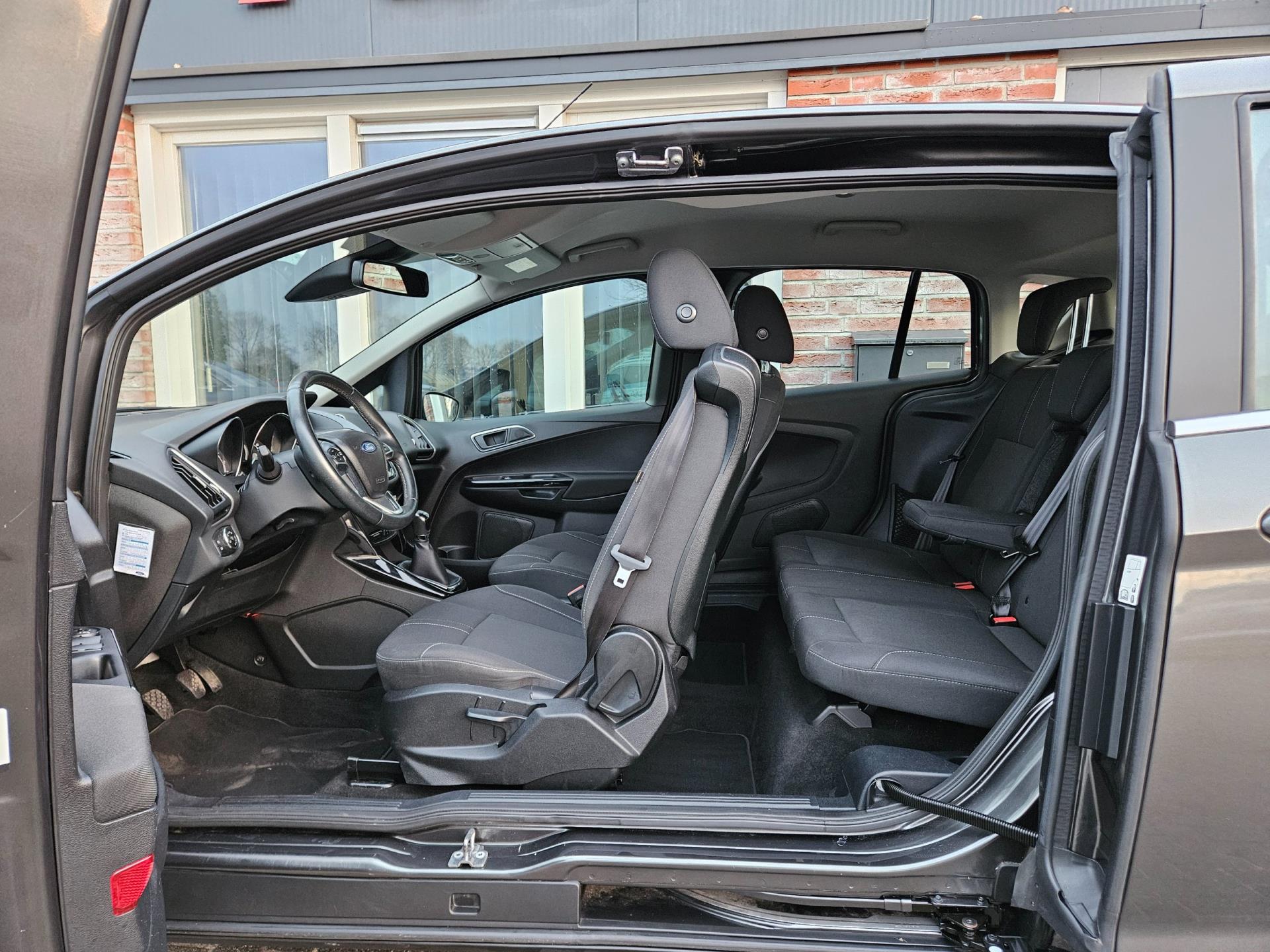 Foto van Ford B-max