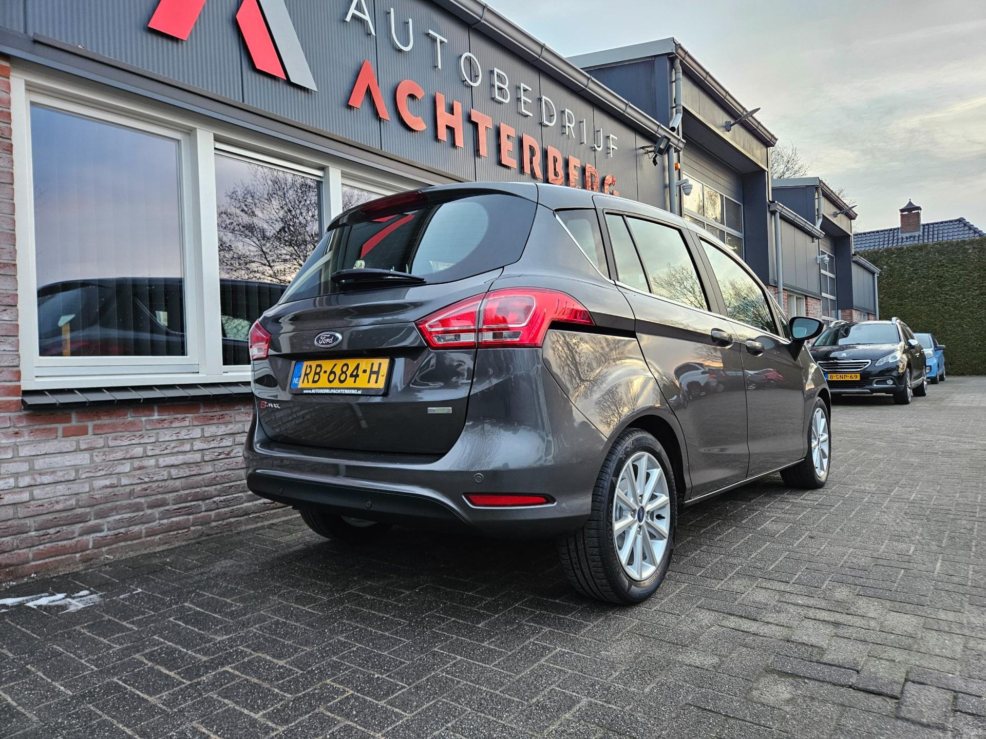 Foto van Ford B-max