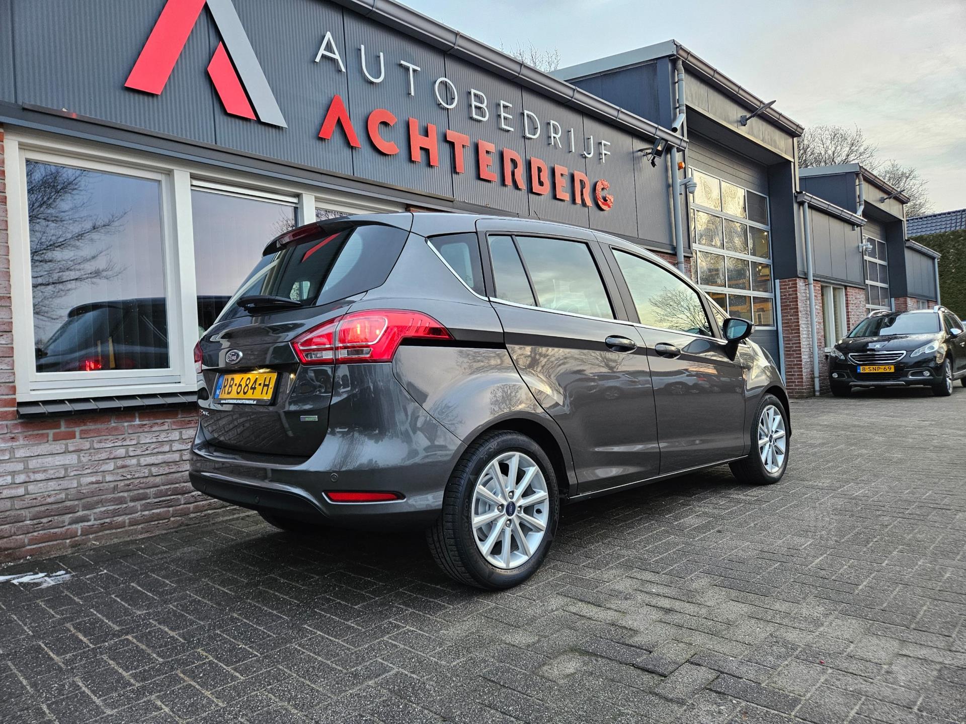 Foto van Ford B-max