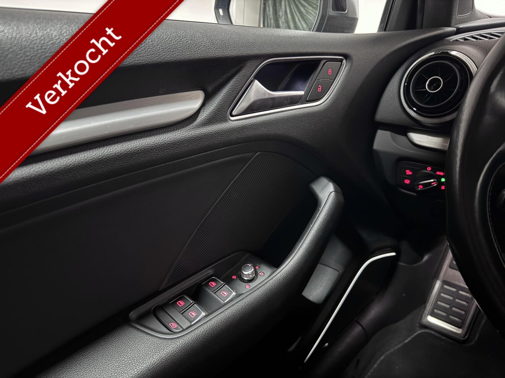 Foto van Audi S3 Limousine