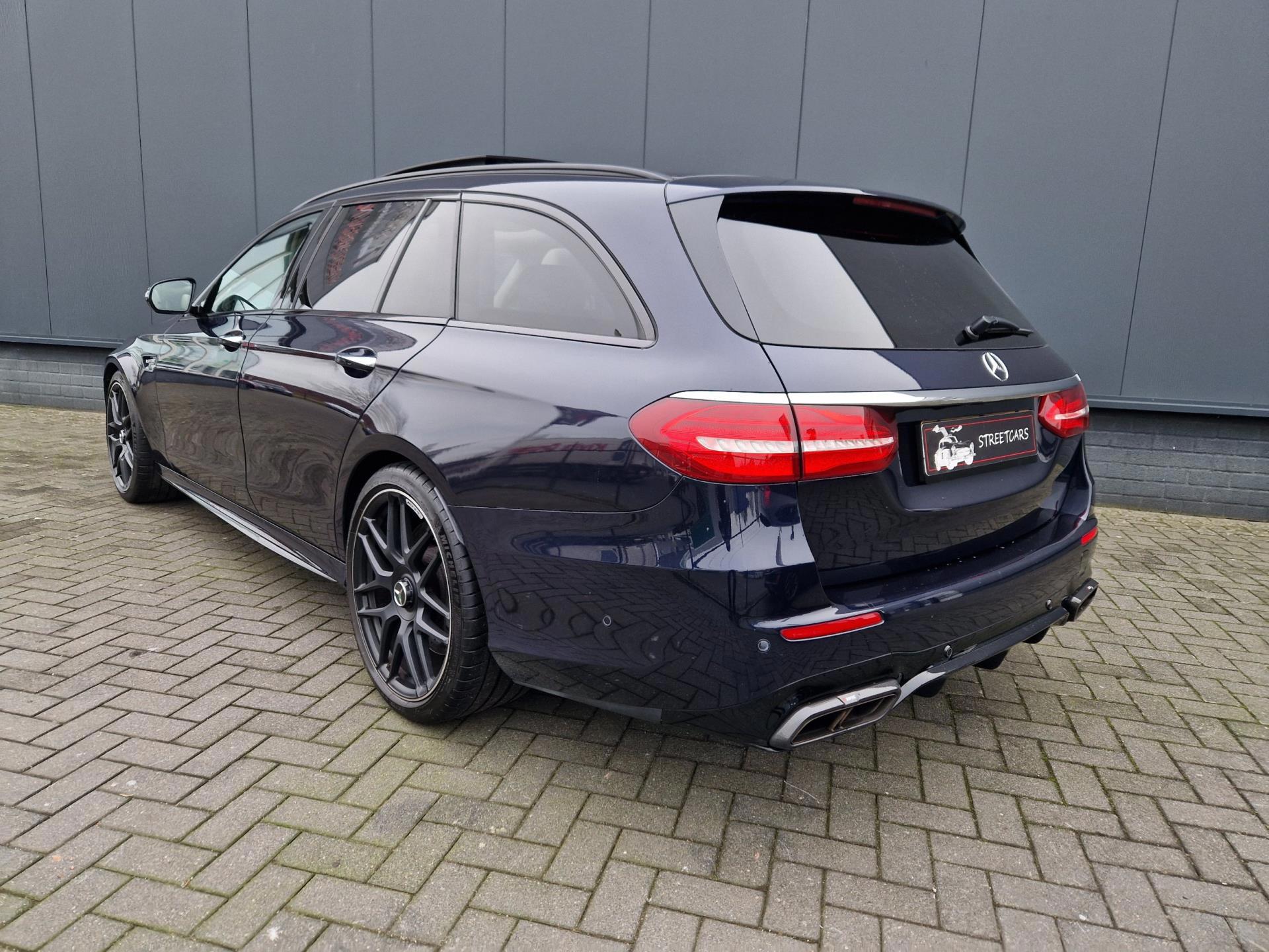 Foto van Mercedes-Benz AMG E 63