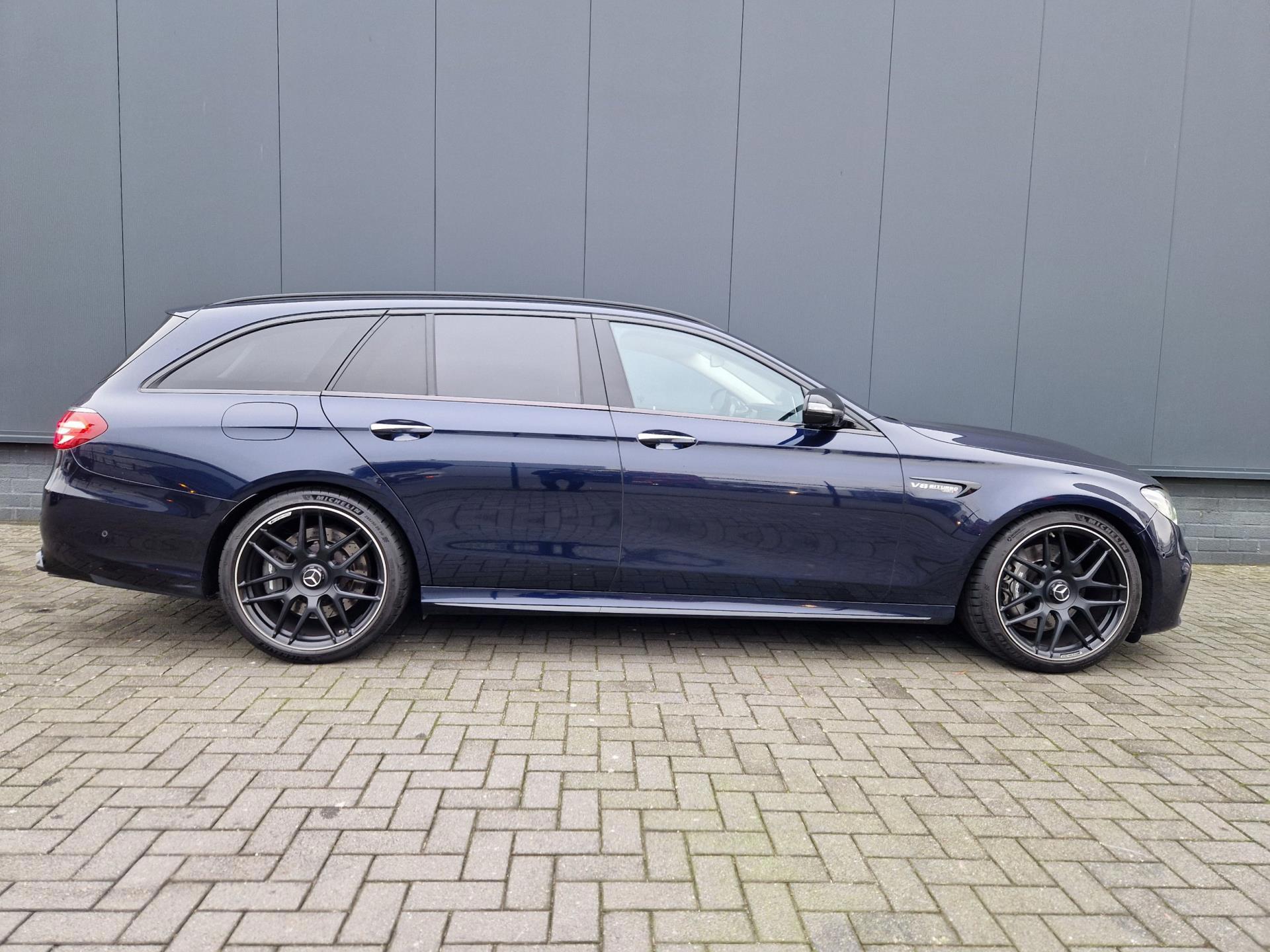 Foto van Mercedes-Benz AMG E 63