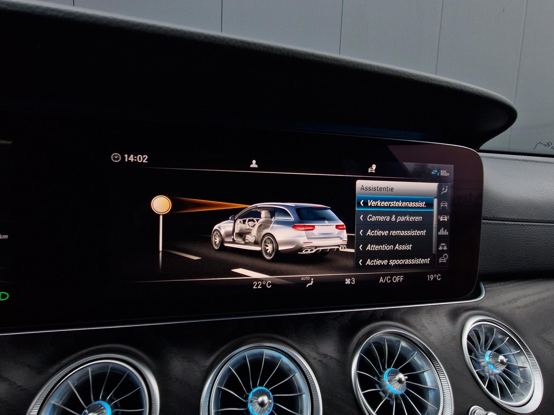Foto van Mercedes-Benz AMG E 63