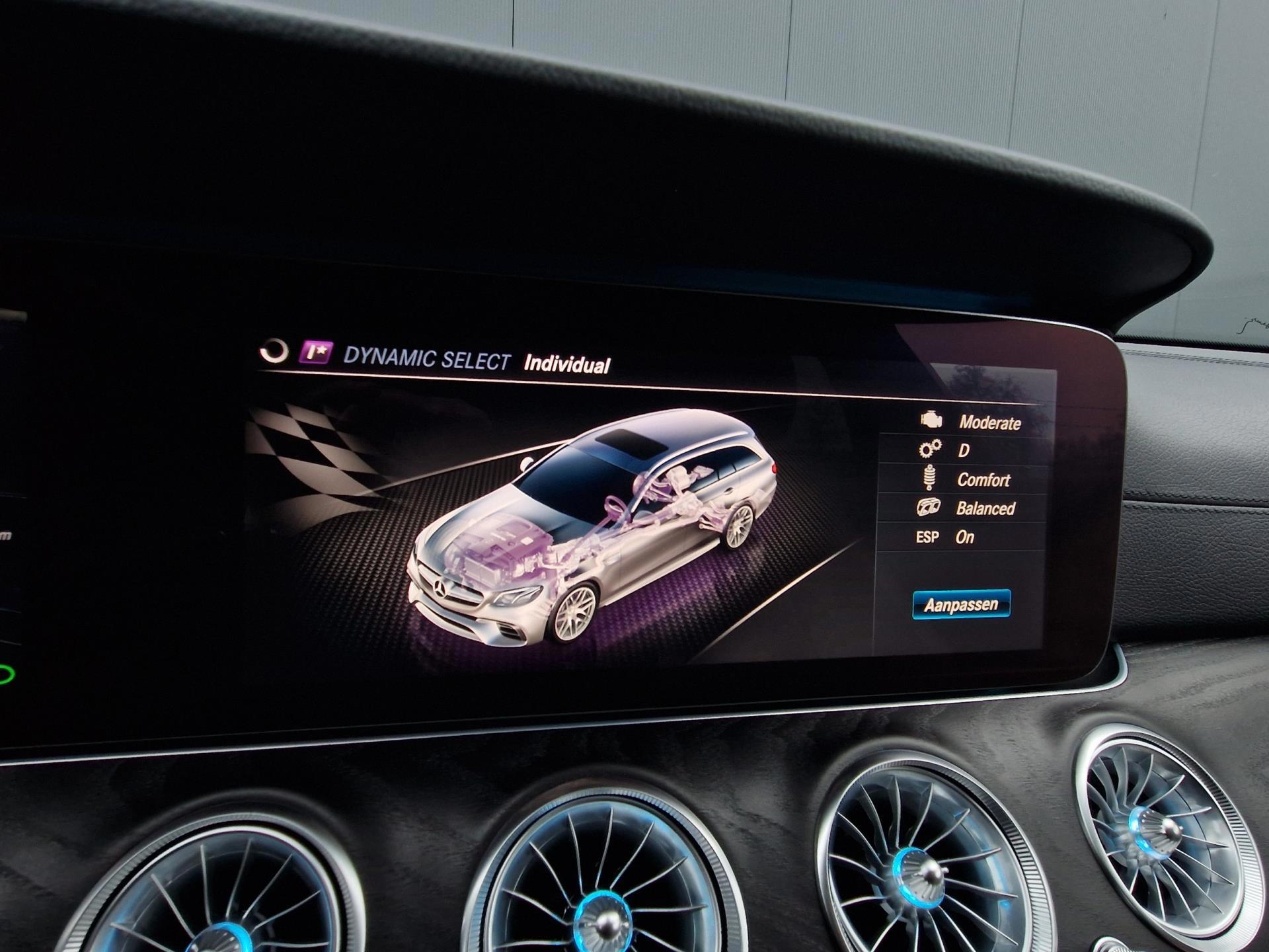 Foto van Mercedes-Benz AMG E 63