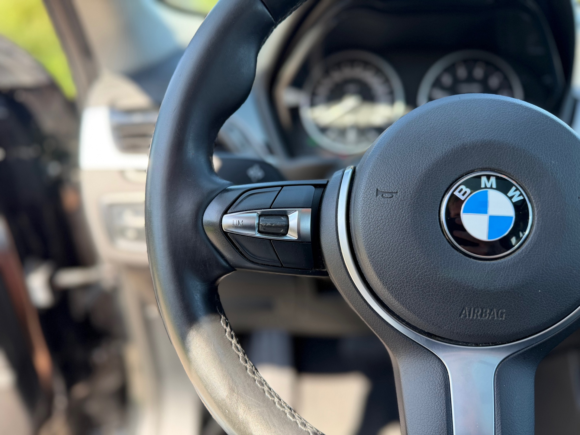 Foto van BMW X1 Sdrive18i