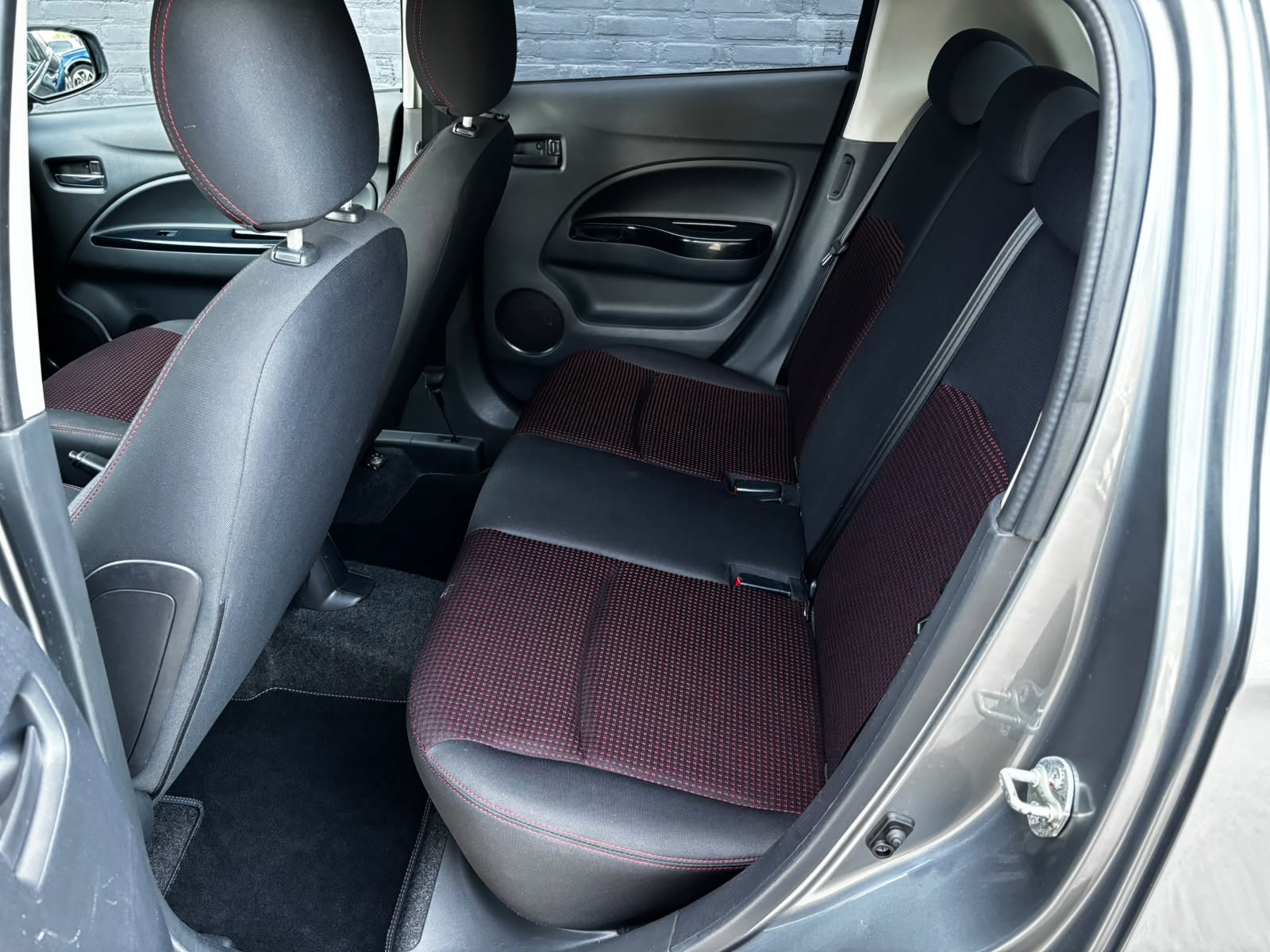 Foto van Mitsubishi Space Star