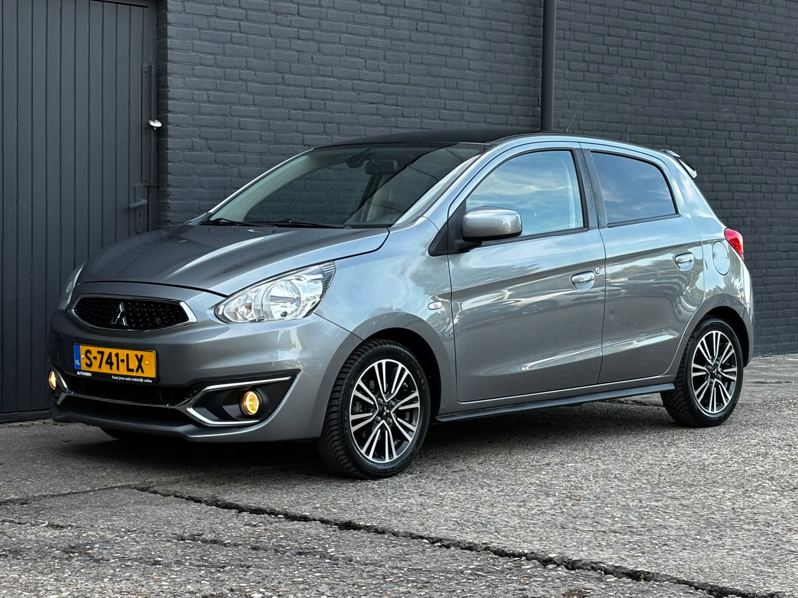 Foto van Mitsubishi Space Star