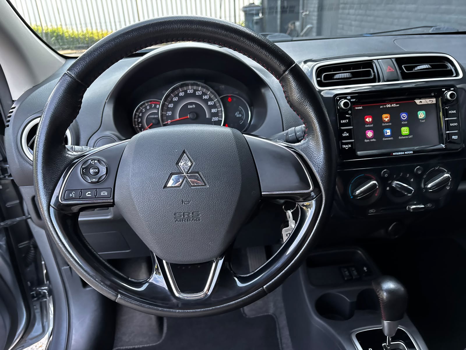 Foto van Mitsubishi Space Star