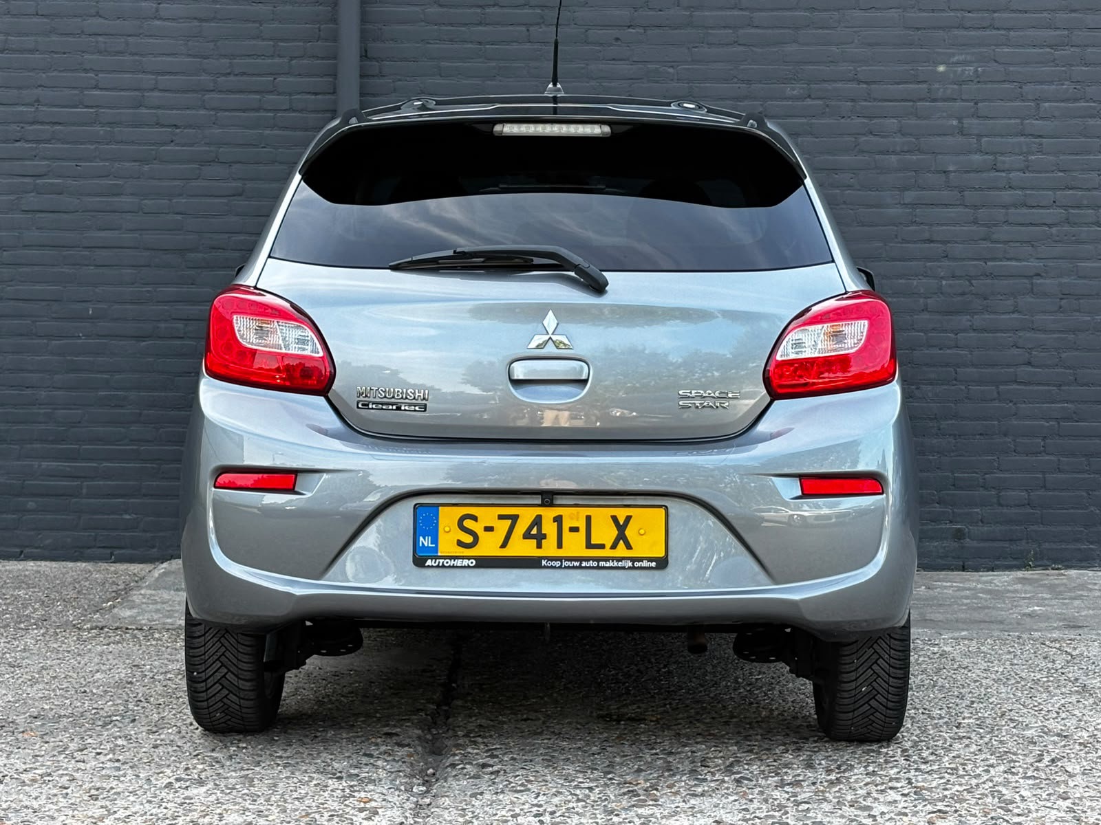 Foto van Mitsubishi Space Star