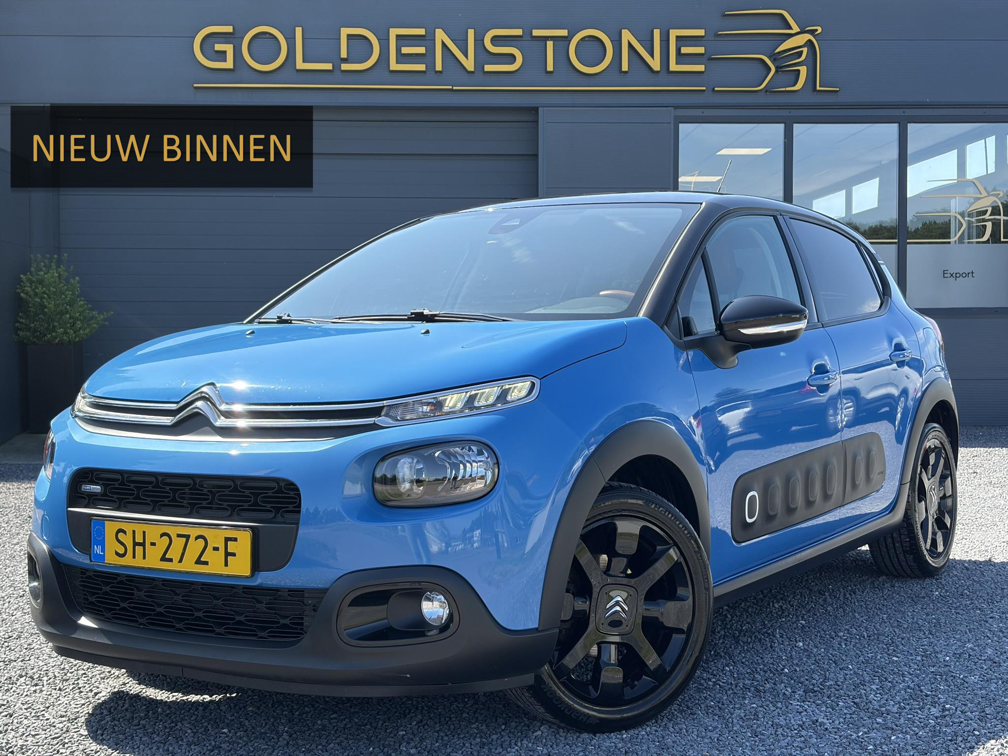 Citroen C3 1.2 PureTech Shine 2018 - voorkant