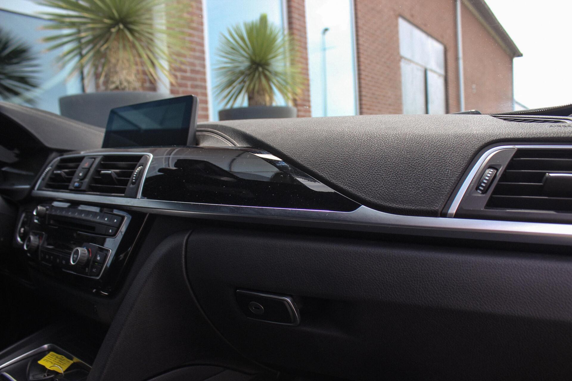 Foto van BMW 318i