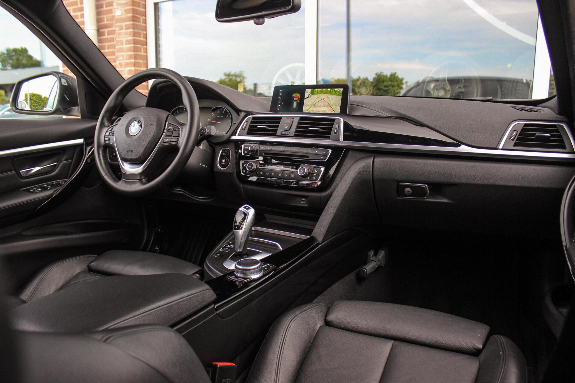Foto van BMW 318i