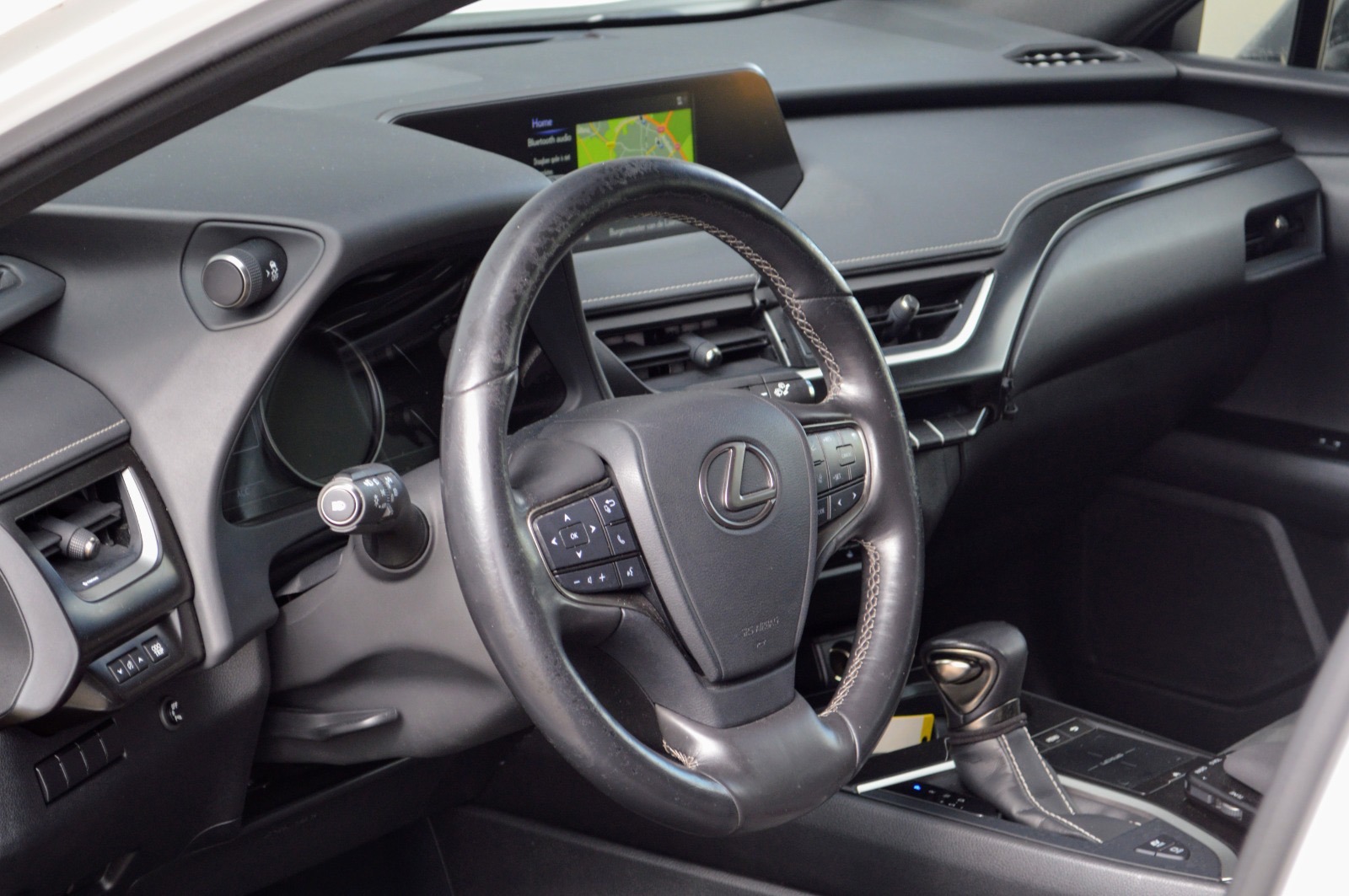 Foto van Lexus Lexus Ux250h