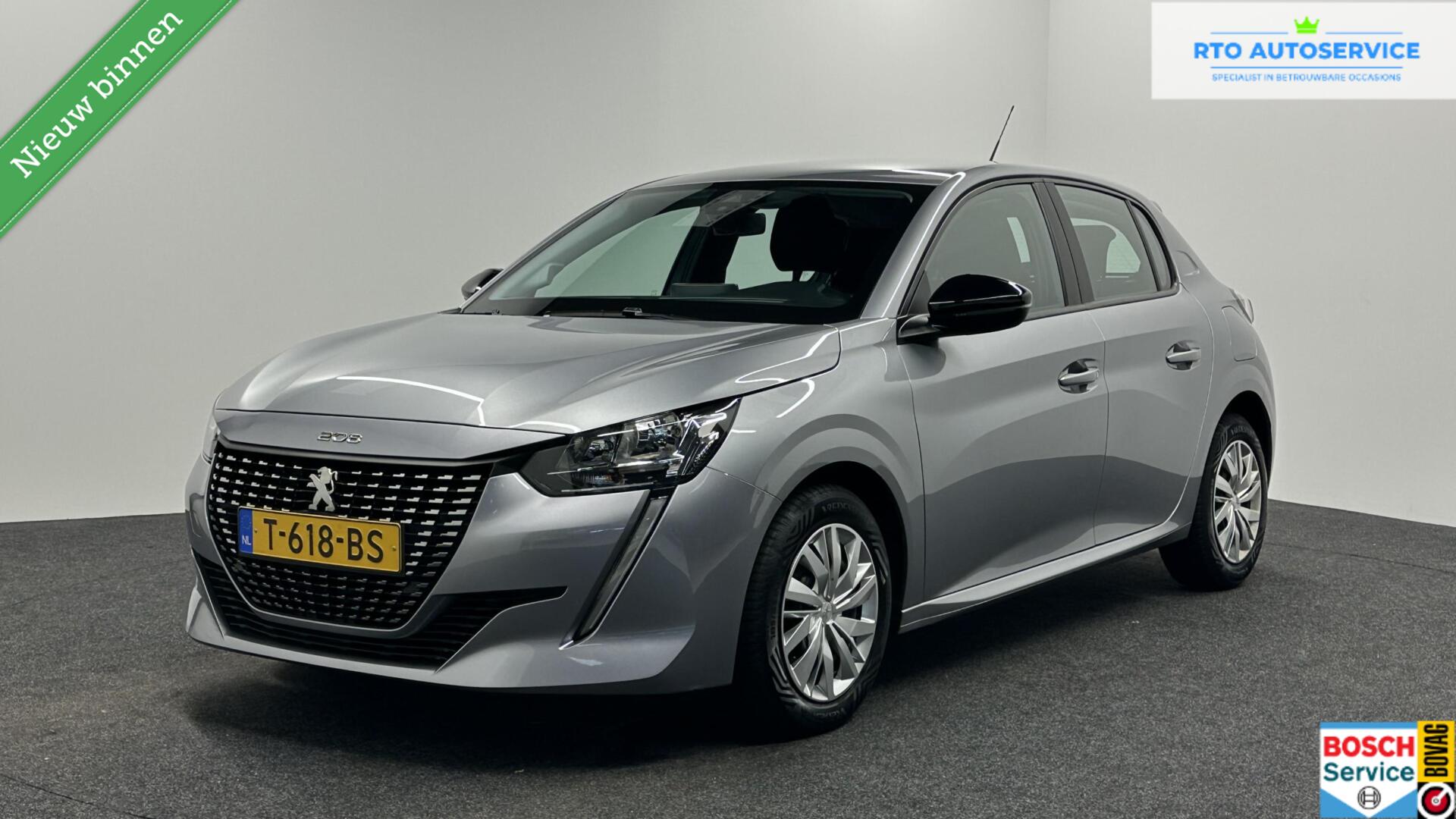 Peugeot 208 1.2 PureTech Active CARPLAY CRUISE. 2023 - voorkant