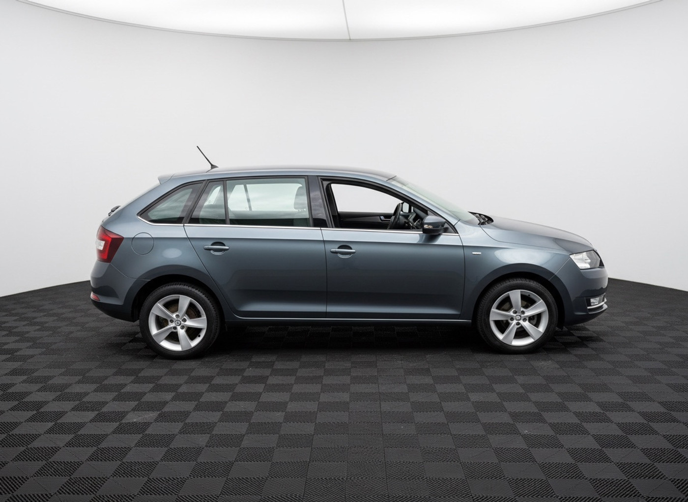 Foto van Skoda Rapid