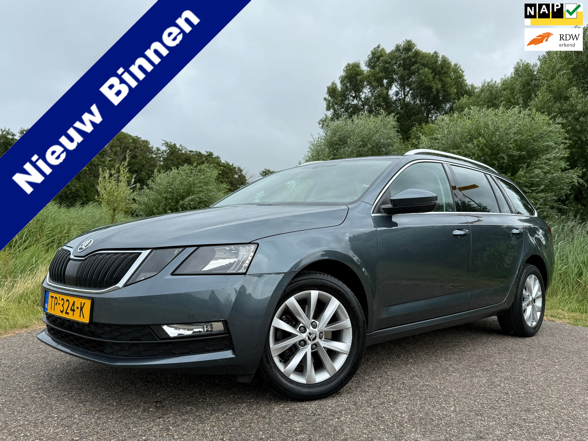 Skoda Octavia 1.0 TSI Greentech Ambition Business Automaat / 1e Eigenaar / Apple CarPlay-Android Auto / Clima / Navi / LED / 2018 - voorkant