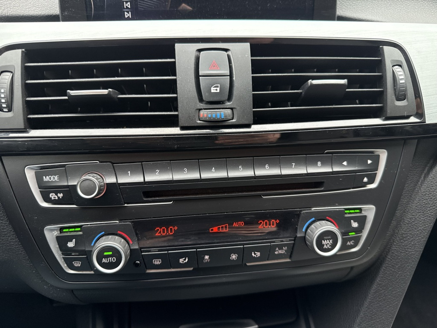 Foto van BMW 328i xDrive