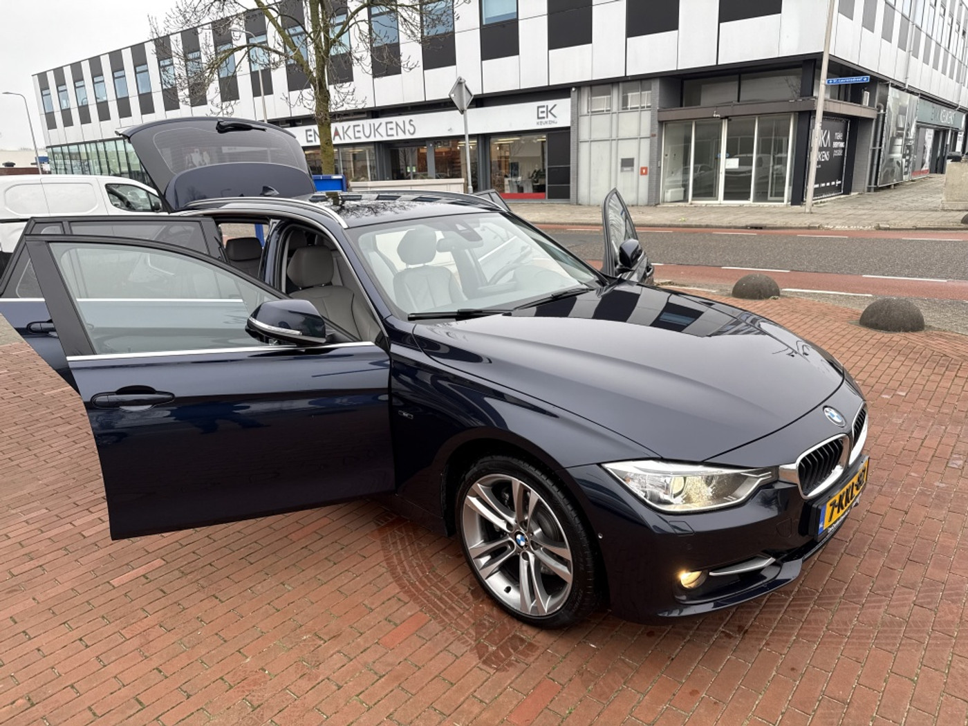 Foto van BMW 328i xDrive