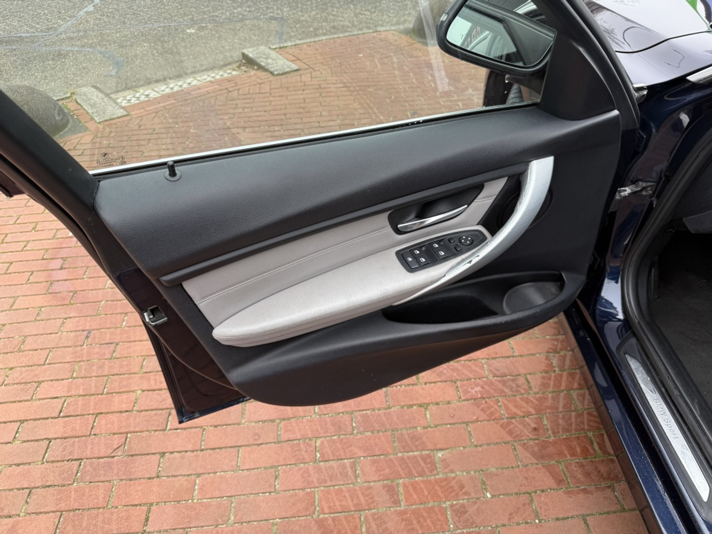 Foto van BMW 328i xDrive