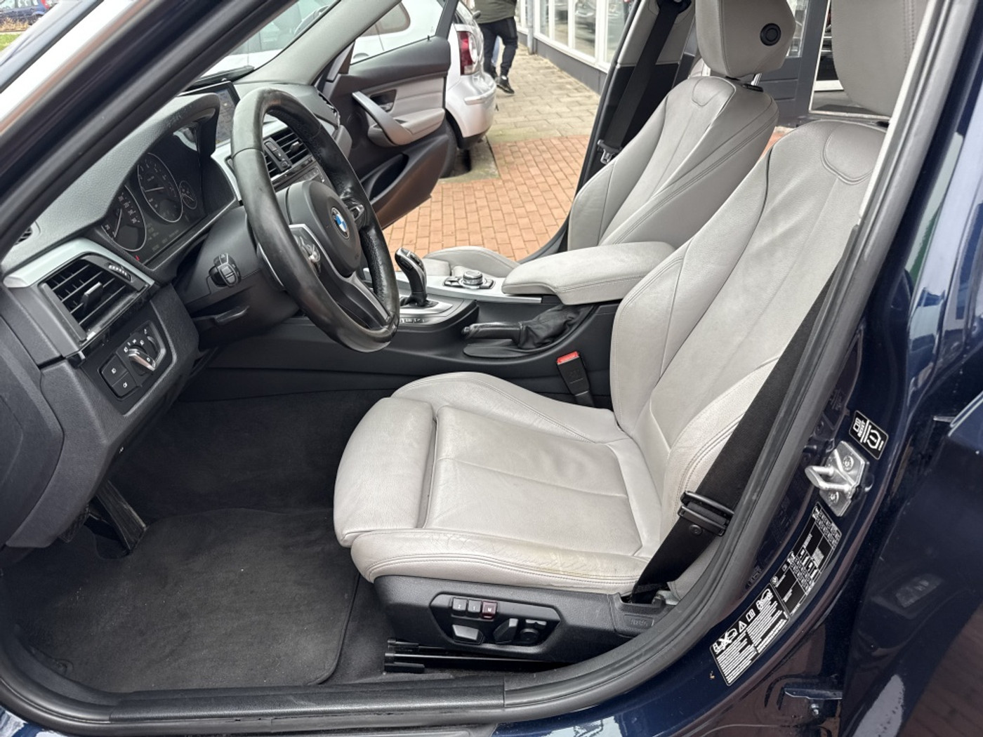 Foto van BMW 328i xDrive