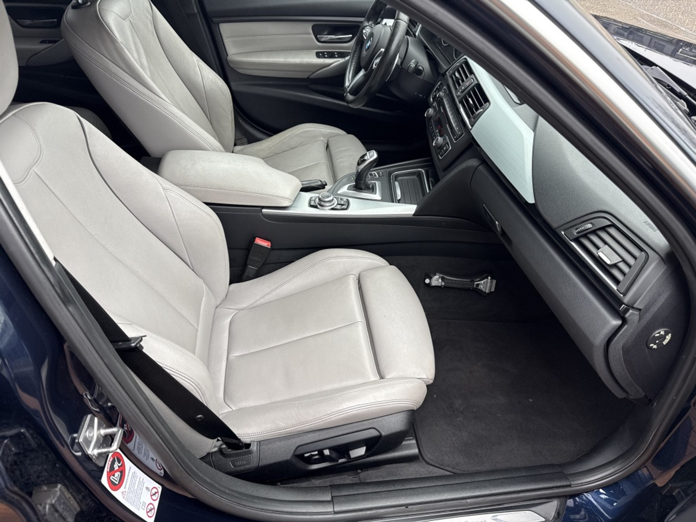 Foto van BMW 328i xDrive