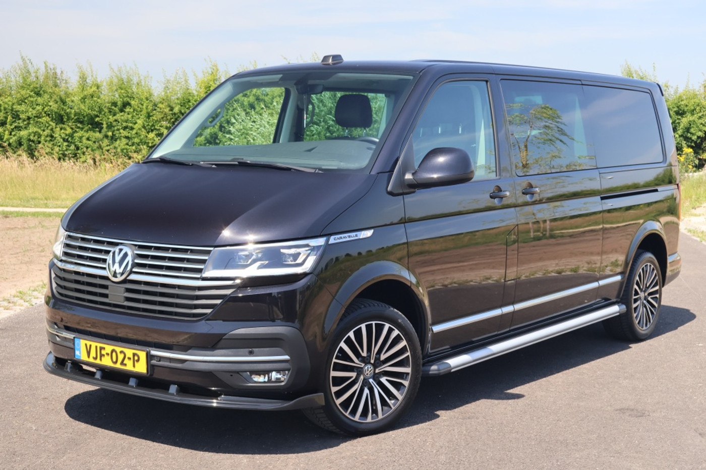 Volkswagen Kombi Caravelle 2.0 TDI 150pk Lang DC DSG | Trekhaak | Leder | ACC 2020 - voorkant