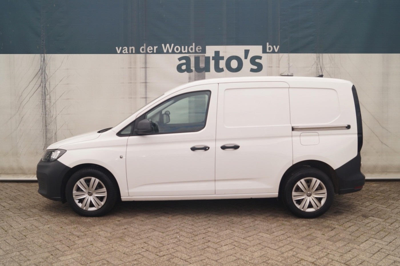 Volkswagen Caddy Modified Partition Wall 2.0 TDI Comfort 2021 - voorkant
