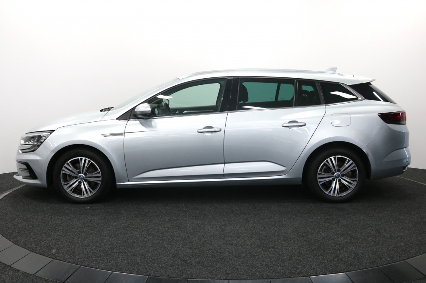 Foto van Renault Megane E-tech Plug-in Hybrid