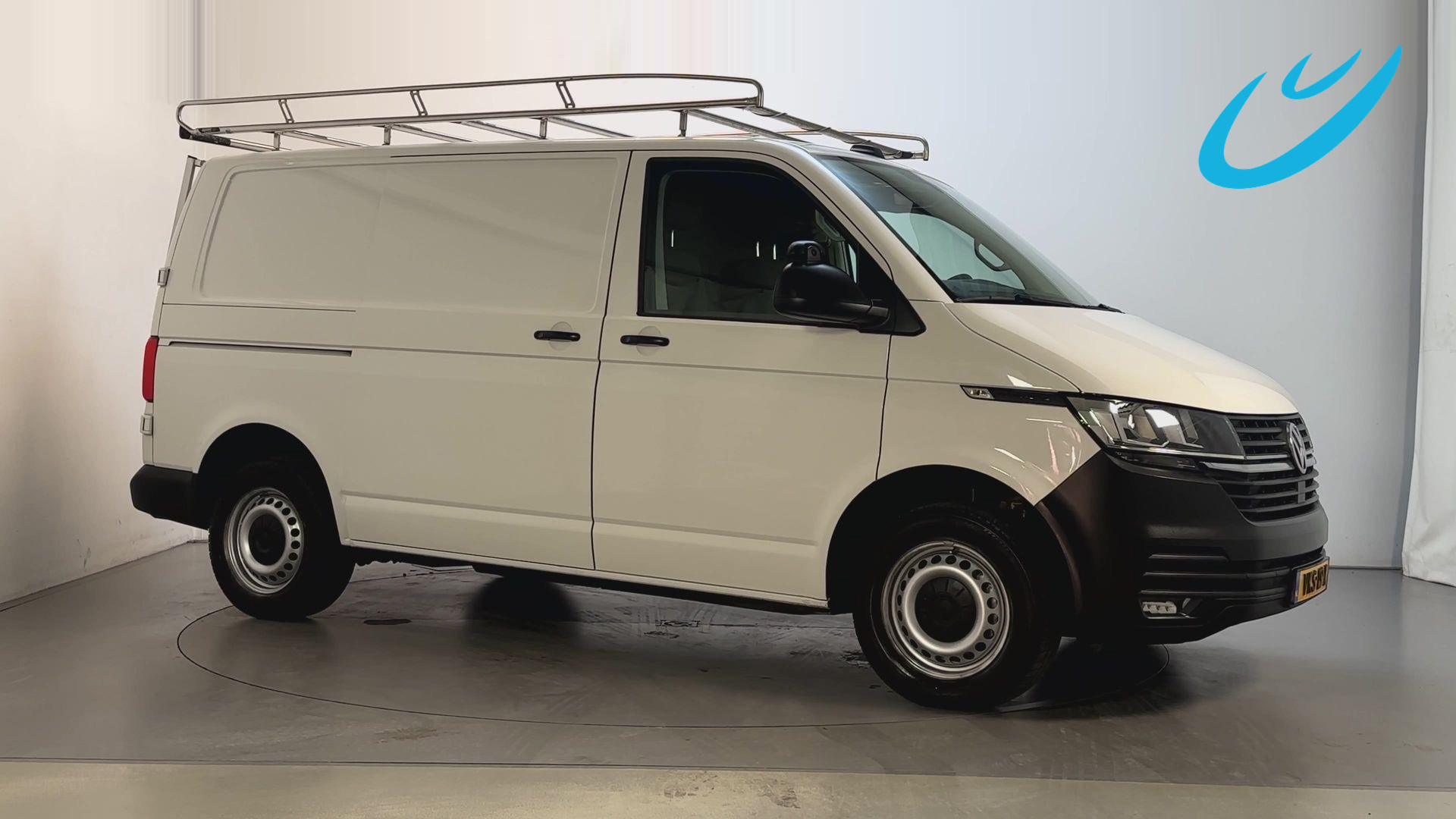 Volkswagen Transporter 2.0 TDI 150pk L1H1 Comfortline Trekhaak Parkeersensoren Cruise Control Airco 2021 - voorkant