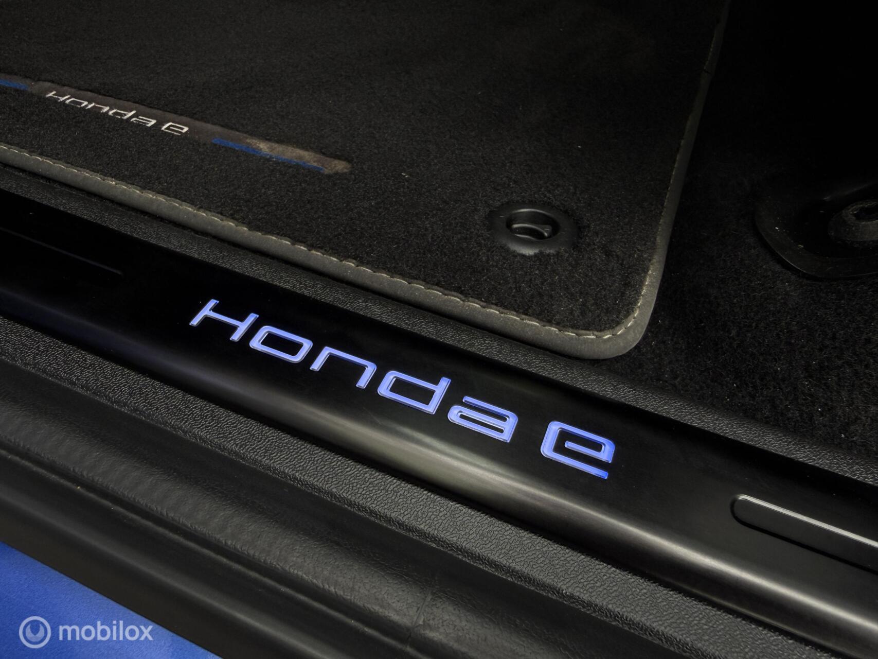 Foto van Honda Honda E