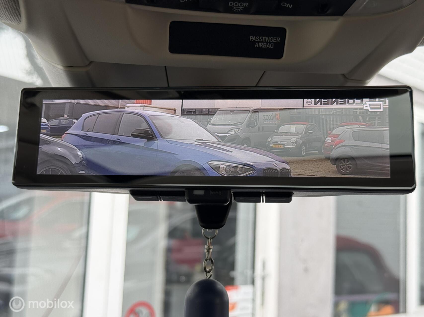 Foto van Honda Honda E
