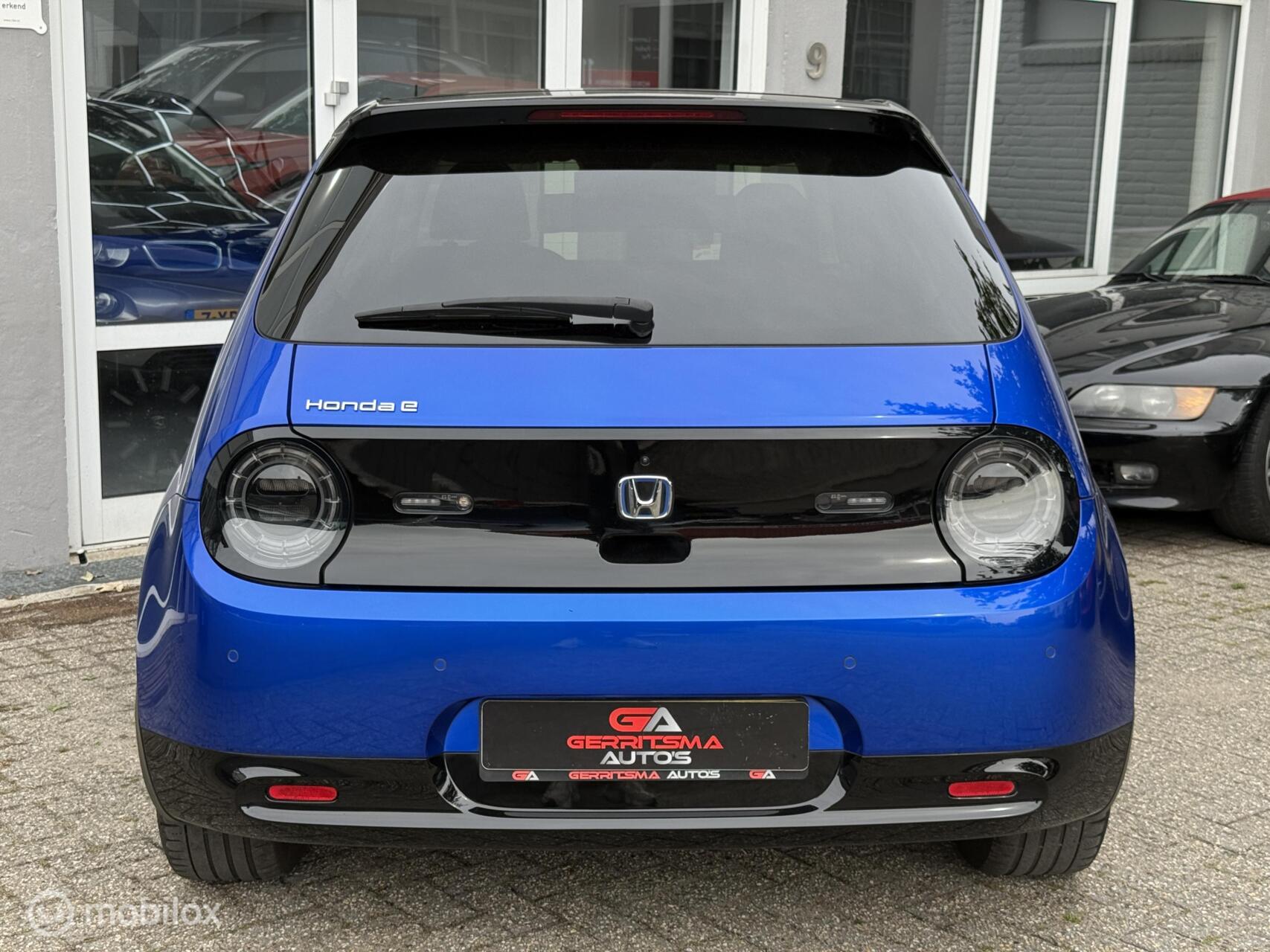 Foto van Honda Honda E