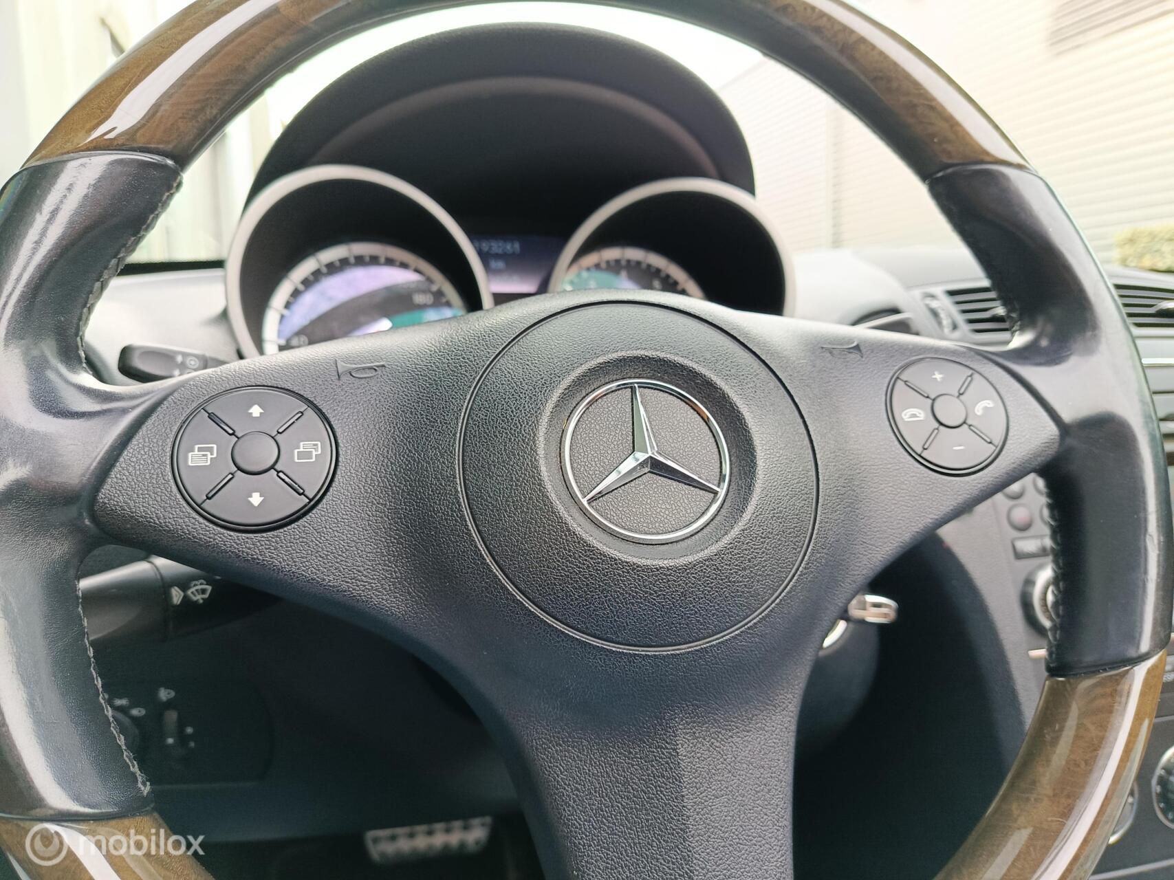 Foto van Mercedes-Benz SLK 200 Kompressor
