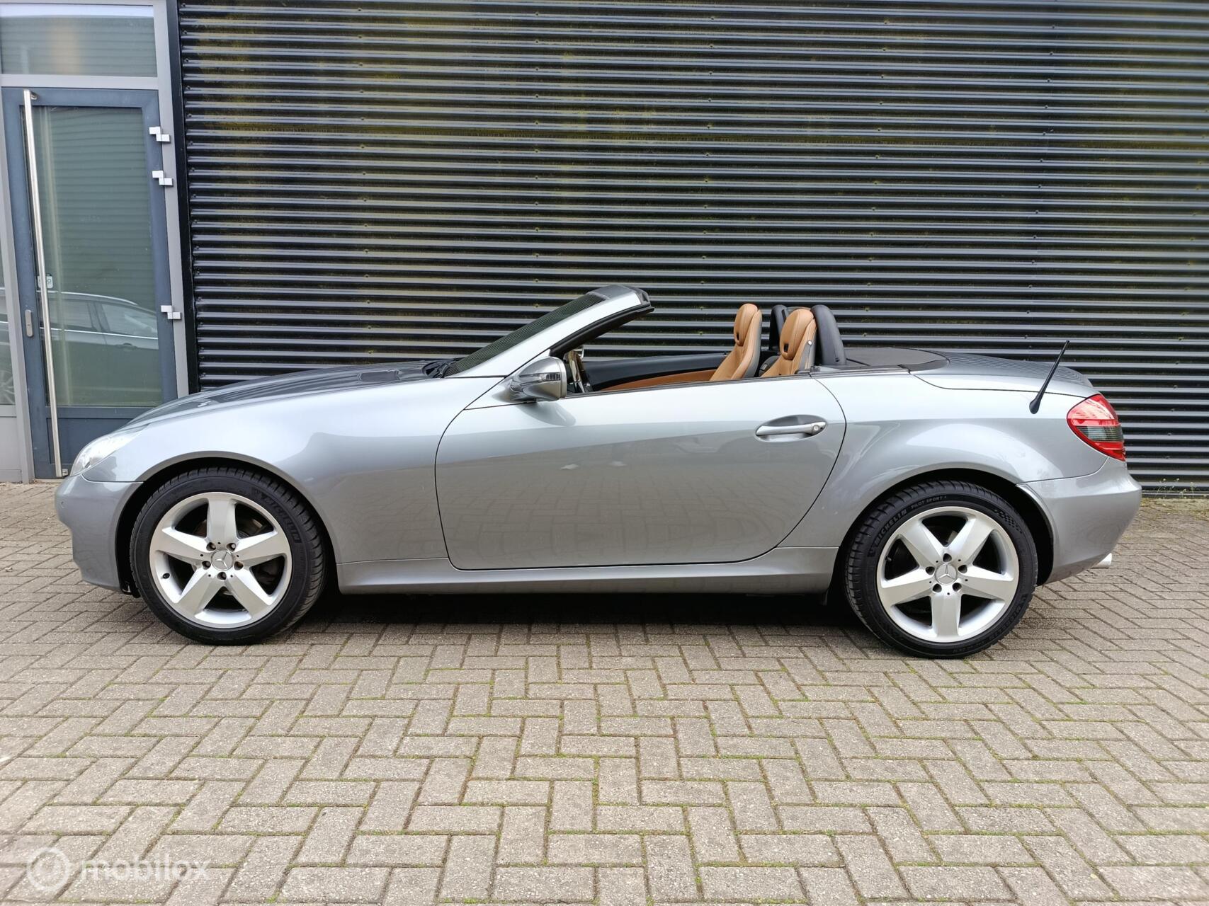 Foto van Mercedes-Benz SLK 200 Kompressor
