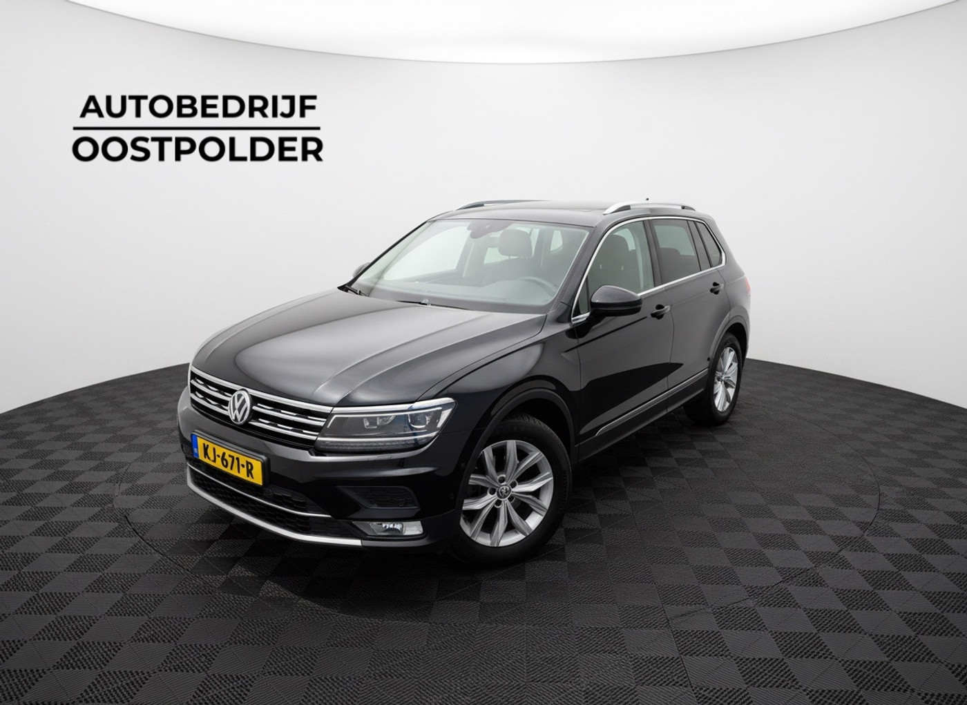Volkswagen Tiguan 1.4 TSI ACT Highline Automaat 2016 - voorkant
