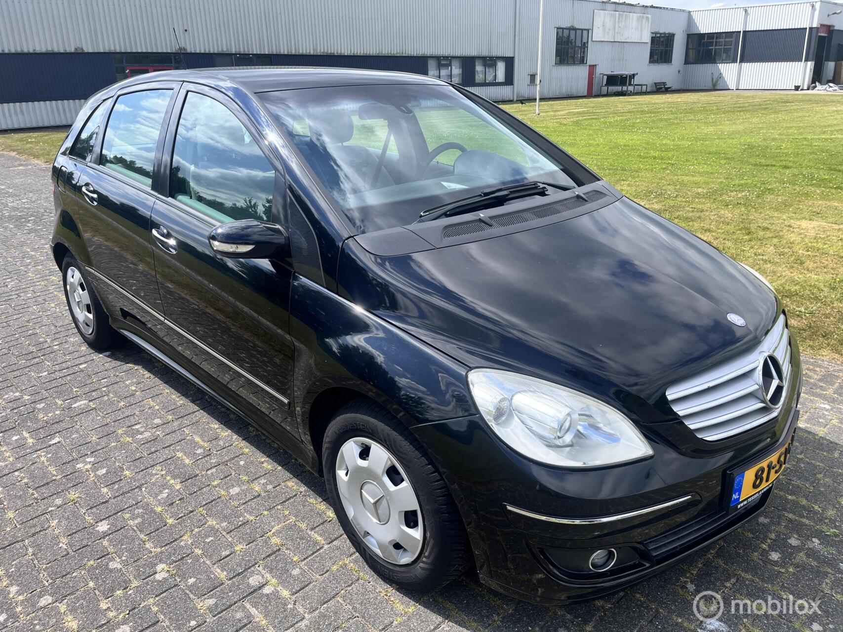 Mercedes-Benz B 170 170 / Airco / APK / Trekhaak / Dashcam / 2006 - voorkant