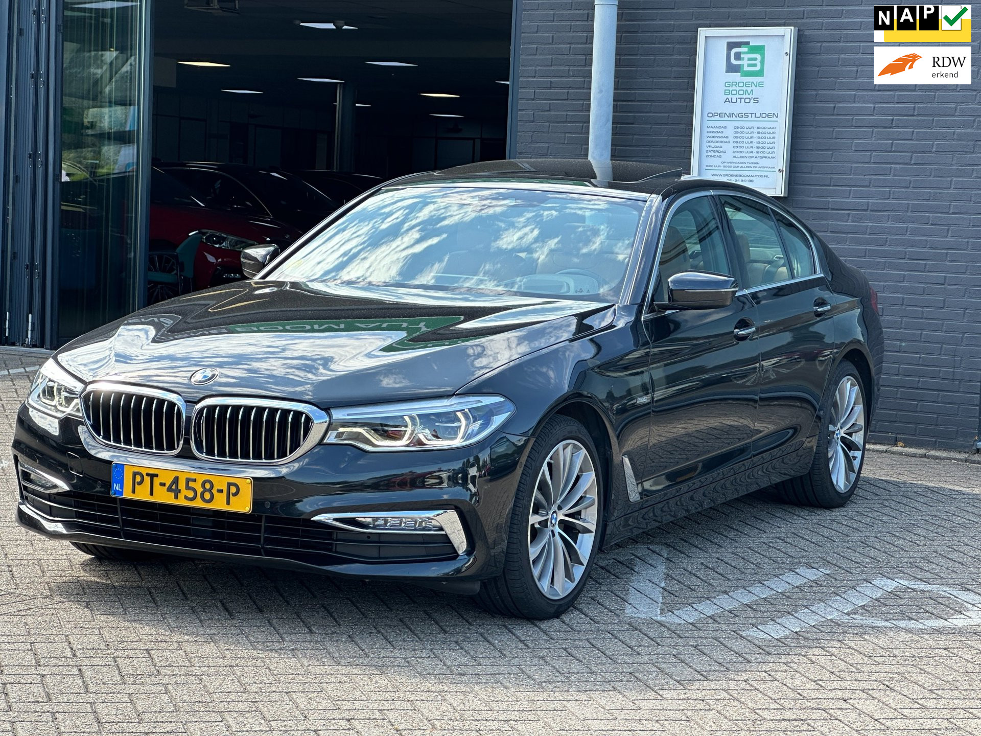 BMW 520d 520d High Executive/PANO-DAK/CAMERA/LEDER/NAVI/NL-AUTO NAP!! 2017 - voorkant