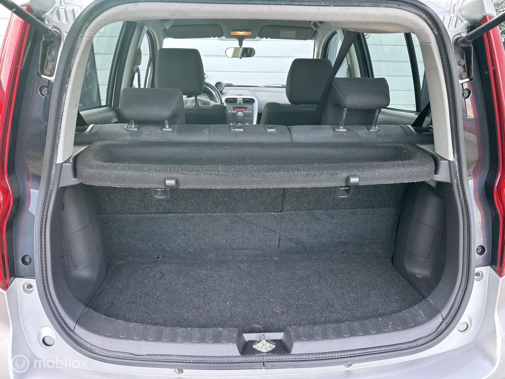 Foto van Opel Agila