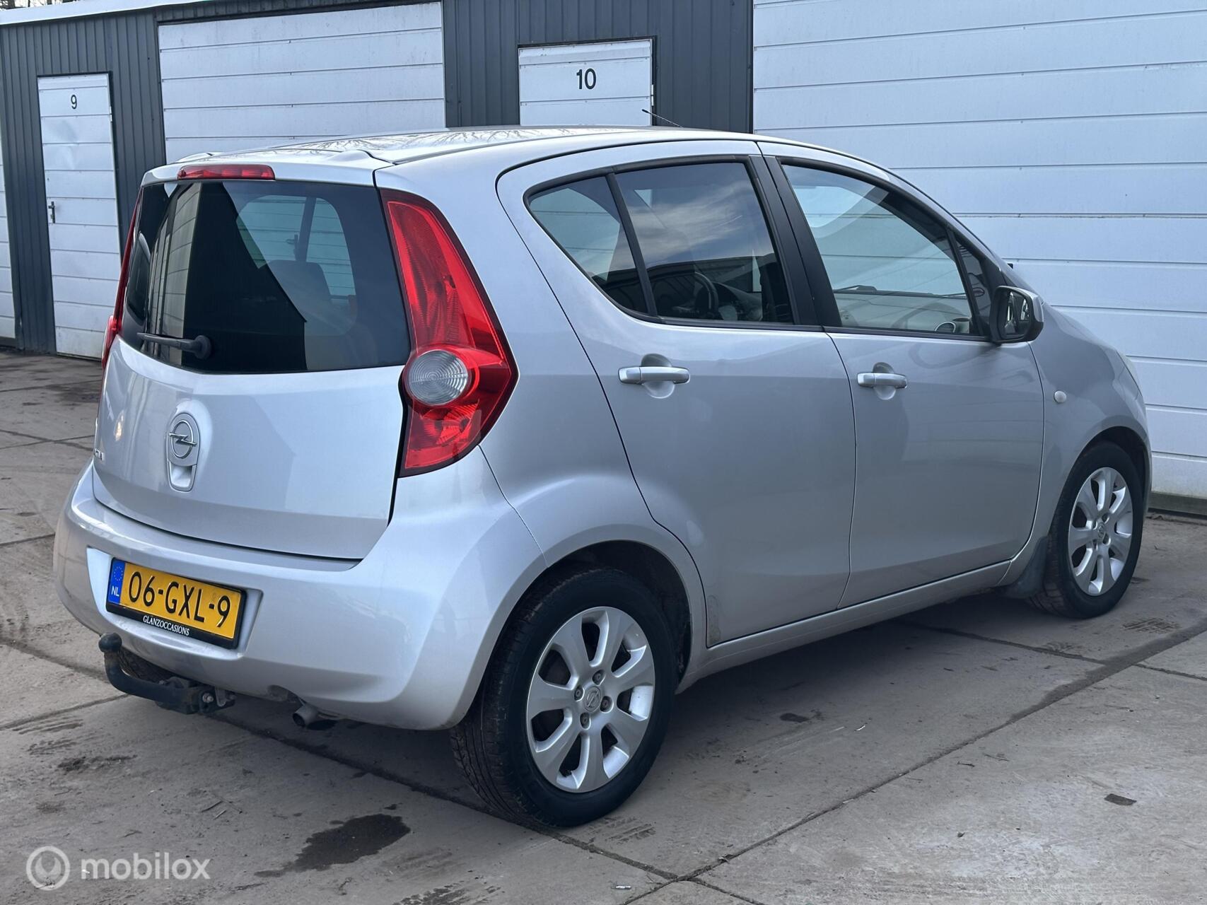 Foto van Opel Agila