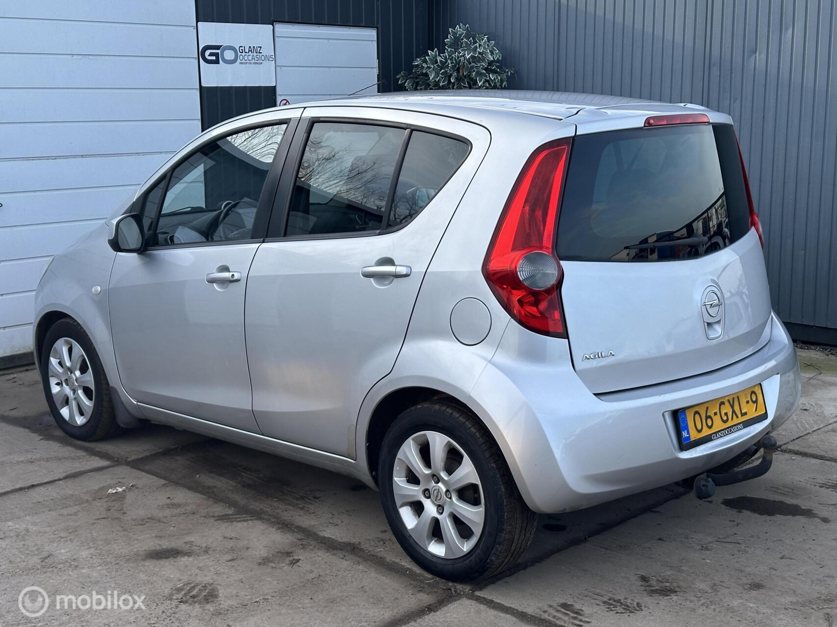 Foto van Opel Agila