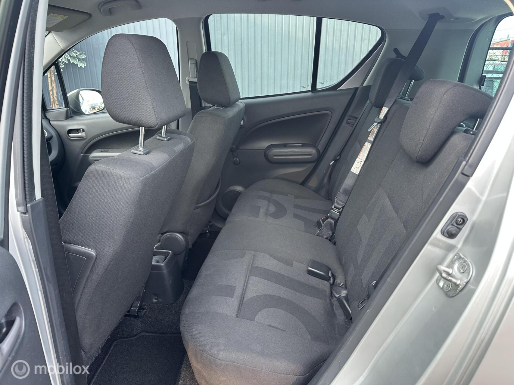 Foto van Opel Agila