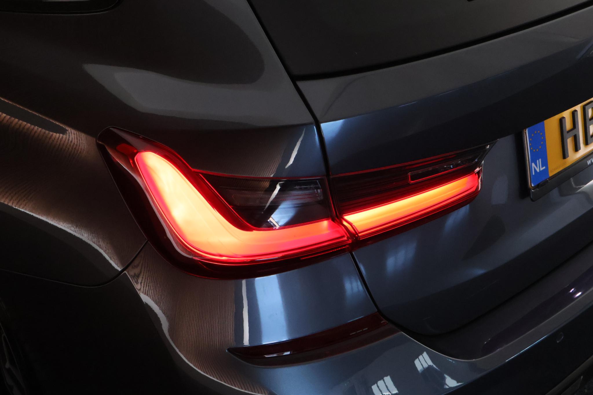 Foto van BMW 330e