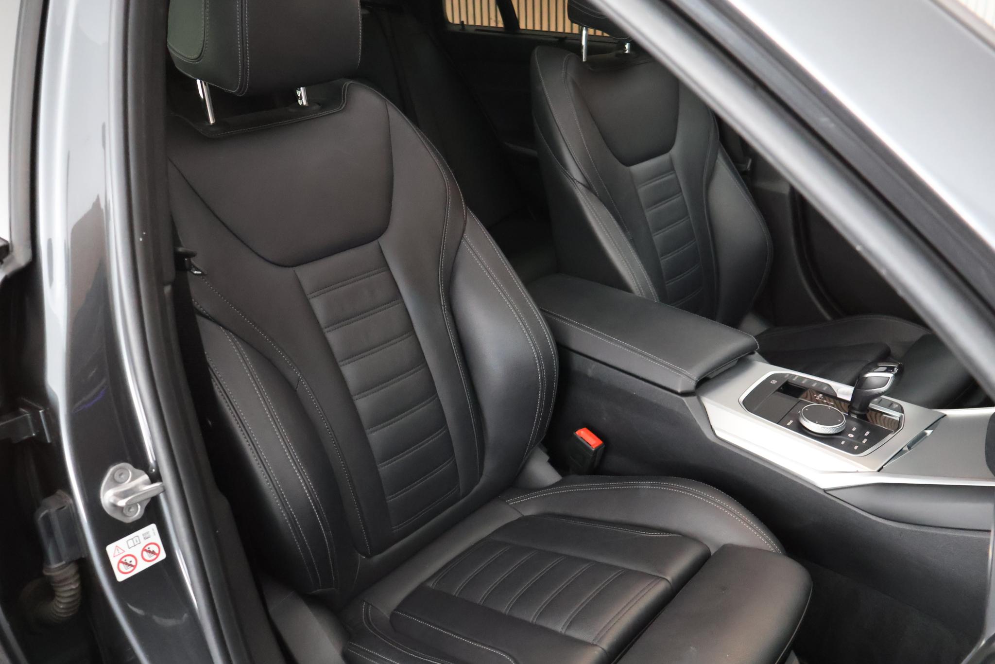 Foto van BMW 330e