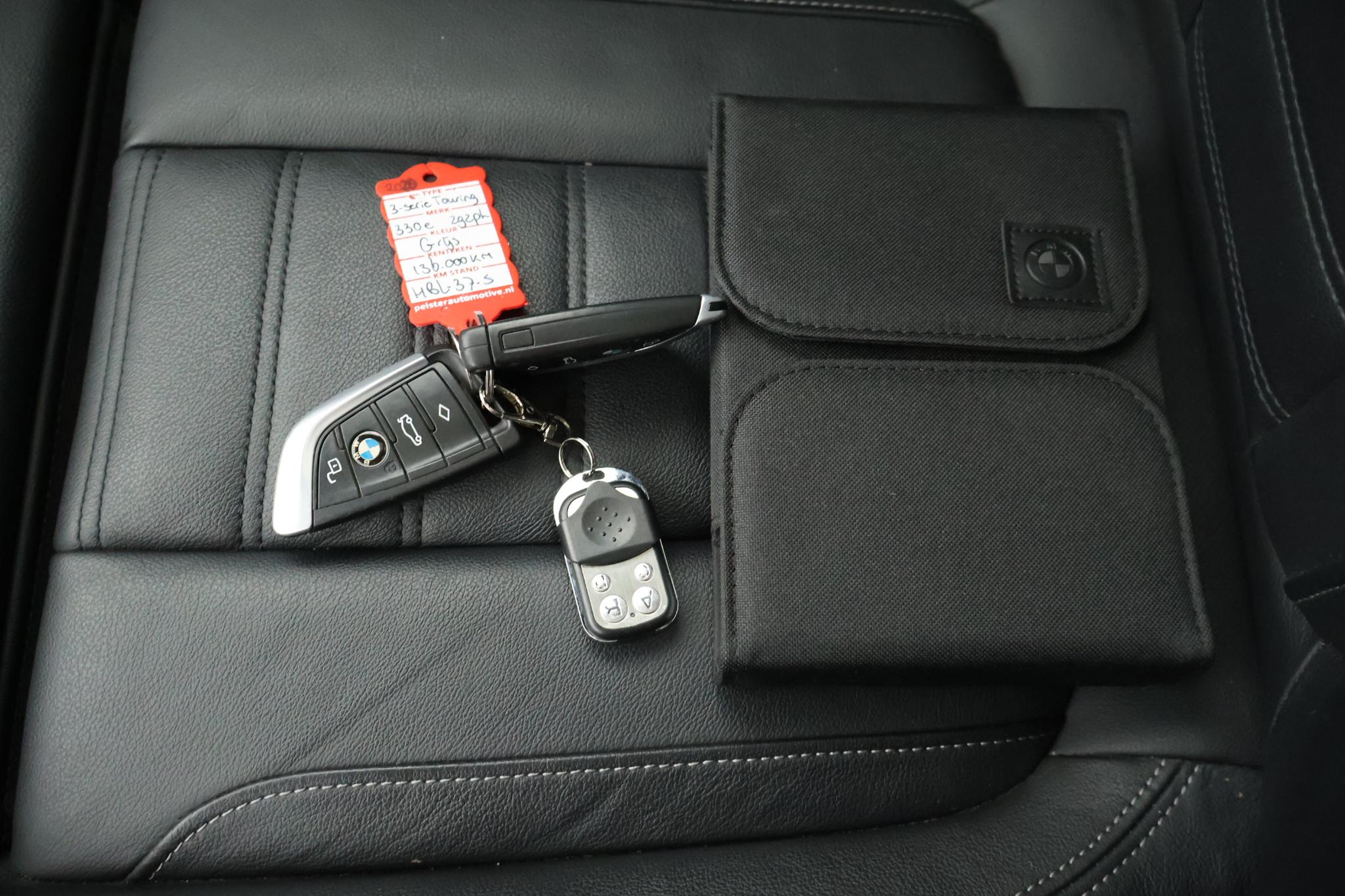 Foto van BMW 330e