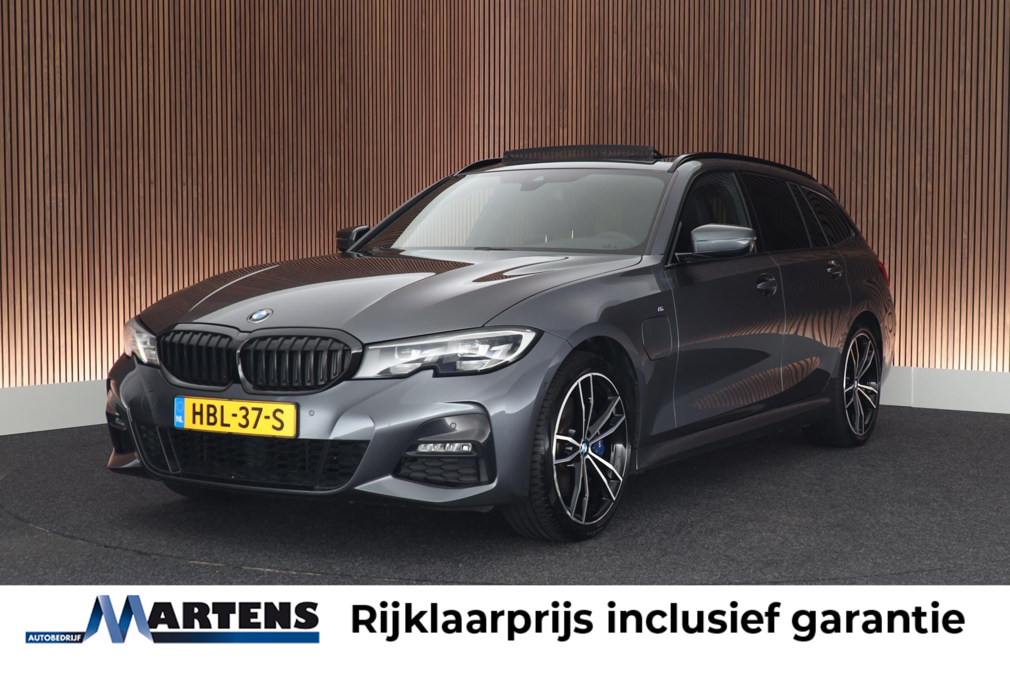 BMW 330e 330e 292pk M-Sport 2020 - voorkant