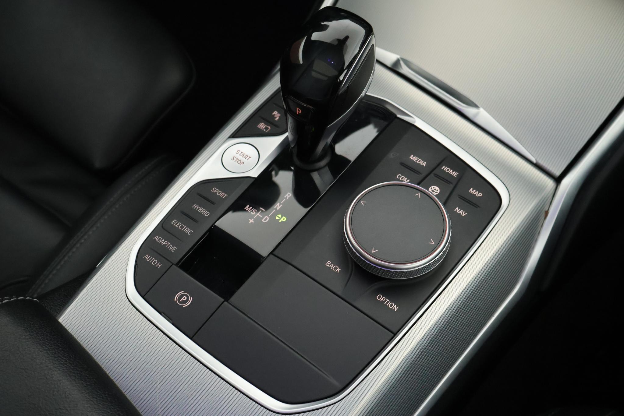 Foto van BMW 330e