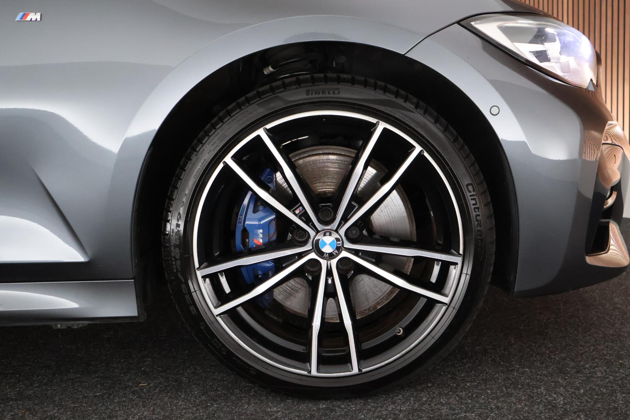 Foto van BMW 330e